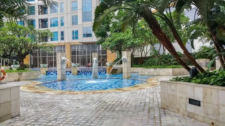 Warm and Comfy 2BR Apartment at Casa Grande Residence - Havuz