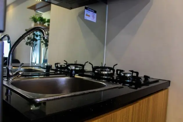 Warm and Cozy 3BR Apartment at M-Town Residence - Mutfak
