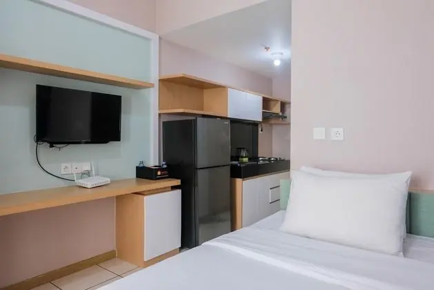 Warm and Cozy Stay Studio Room @ M-Town Apartment - Mutfak