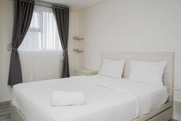 Warm And Cozy Studio Bintaro Icon Apartment