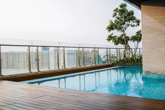 Warm and Cozy Studio at Menteng Park Apartment - Havuz