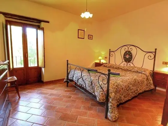 Warm Holiday Home in Ortignano With Swimming Pool - Oda