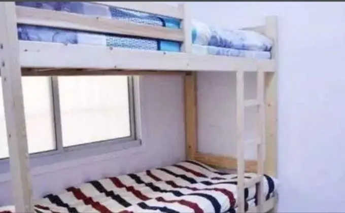 Warm Home Youth Hostel - Oda
