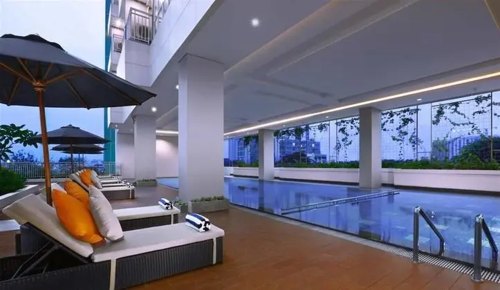 Warm Interior Apartment near MT Haryono and Cawang - Havuz