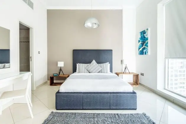 Warm & Spacious 2BR in The Famous Dubai Marina - İç Mekan