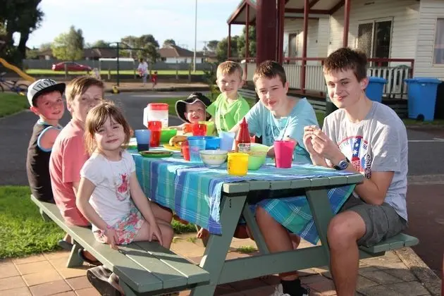 Warrnambool Motel and Holiday Park - Dış Mekan
