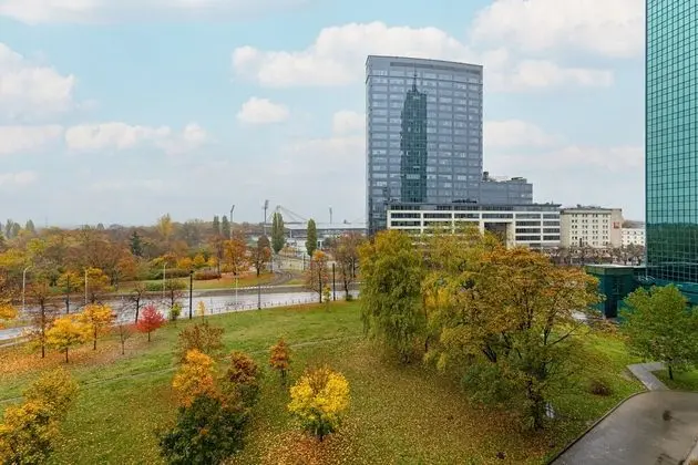 Warsaw Apartment With Parking by Renters