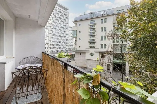 Warsaw Górnośląska Apartment by Renters