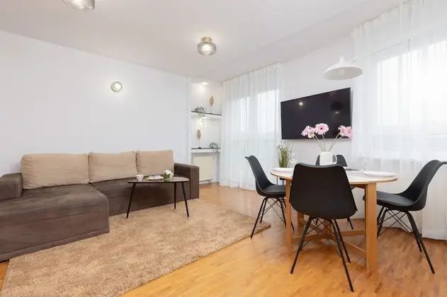 Warsaw Ochota Korotyńskiego by Renters