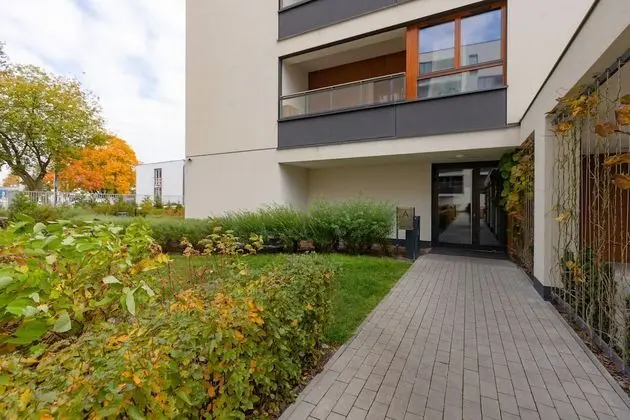 Warsaw Two-bedroom Apartment by Renters