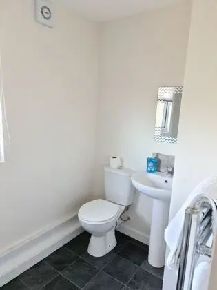Warsett Crescent - Banyo Tipleri