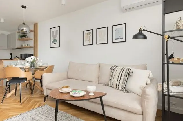 Warszawa Apartment Żelazna by Renters