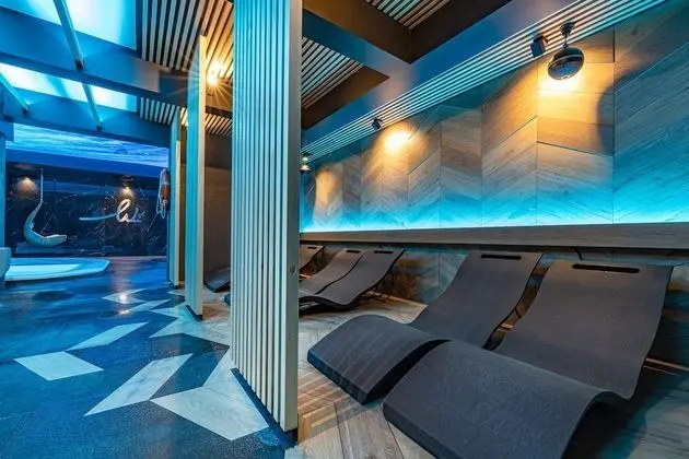 Hotel Warszawa SPA & Resort - Havuz