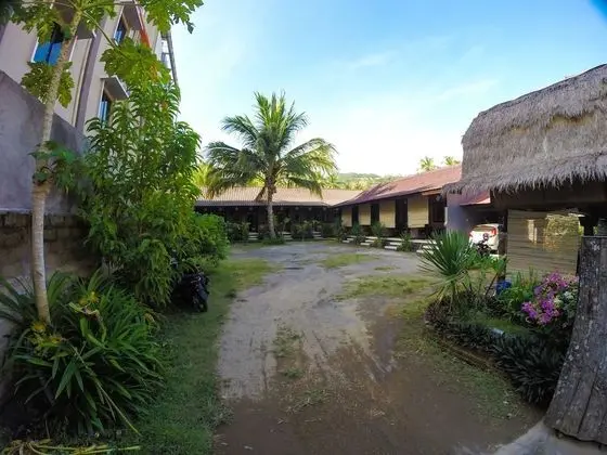 Warungku In Home Stay Senggigi - Dış Mekan