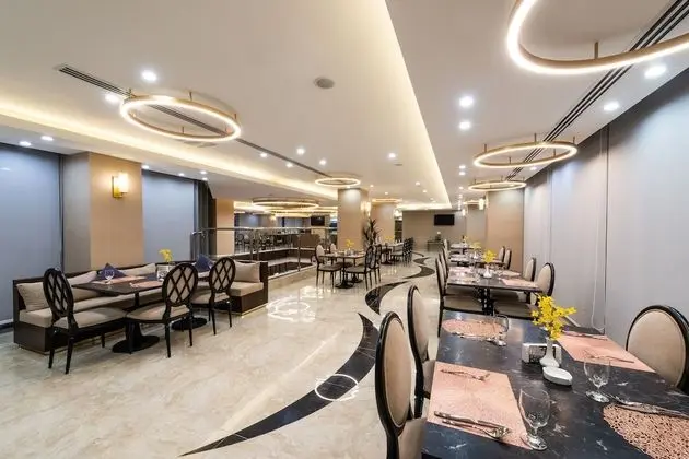 Warwick Riyadh Hotel - Yerinde Yemek