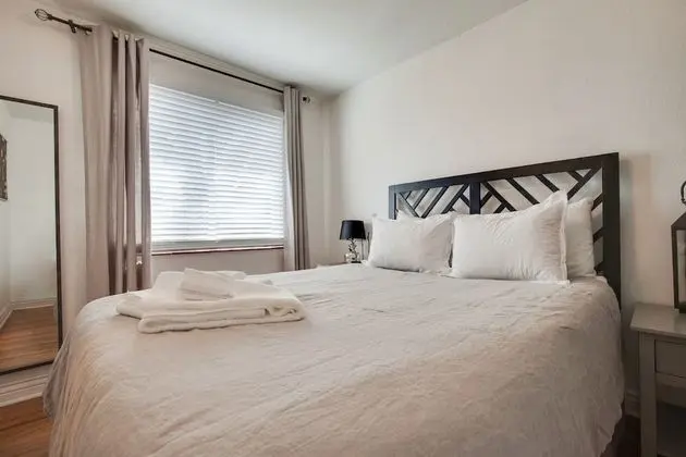 The Wash Park Getaway Private Patio