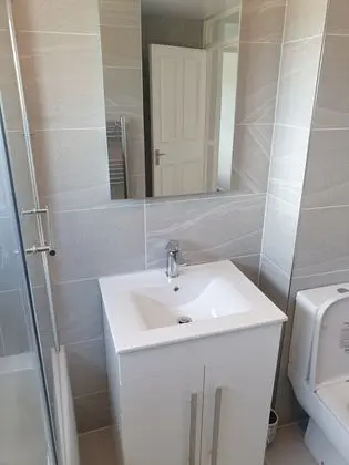 Washington's Diamond 3 Bedroom House Sleeps 8guest - Banyo Tipleri