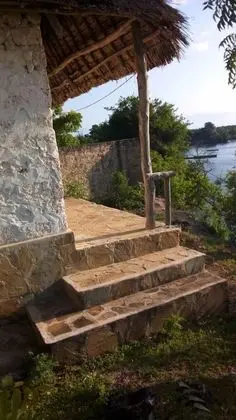 Wasini Dolphin Divers Lodge - Hostel - Dış Mekan