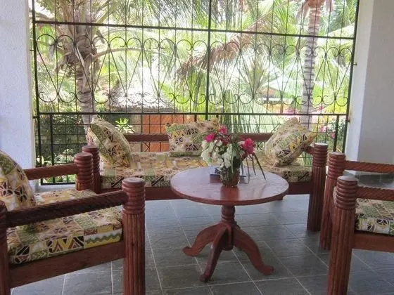 Watamu Sunflower House - İç Mekan