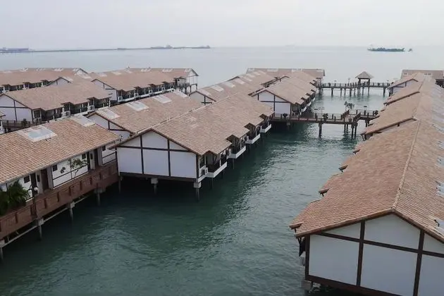 Water Chalet PD by Alpine