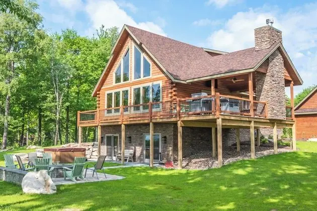 Water & Mountain Retreat - Öne Çıkan Resim