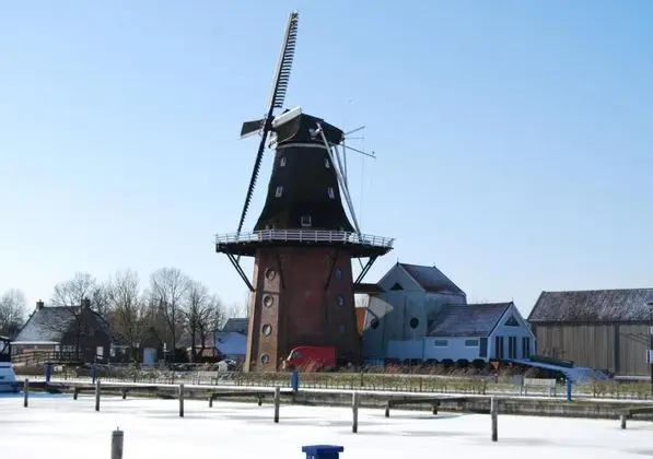 Waterdorp Burdaard - Genel