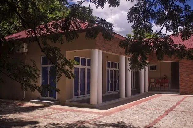 Waterfalls Hotel