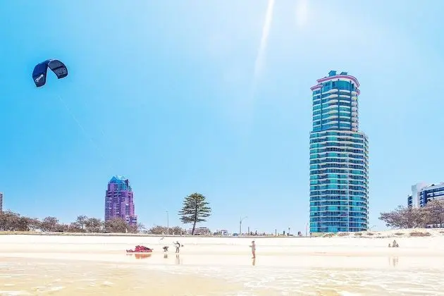 The Waterford on Main Beach - Plaj