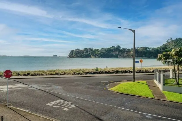 Waterfront Apartments Whitianga - Dış Mekan