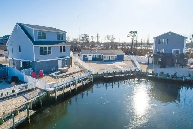 Waterfront Beach House - 1