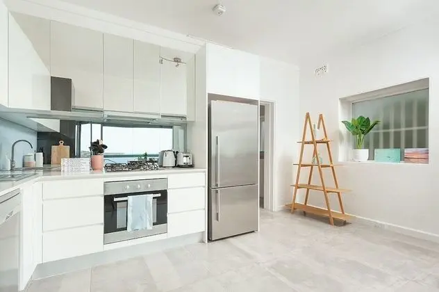 Waterfront Garden Apartment - Mutfak