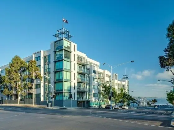 Waterfront By Gold Star Stays