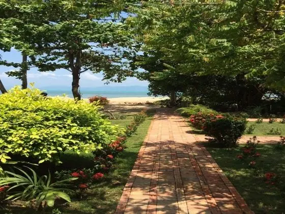 The Waterfront - Dış Mekan