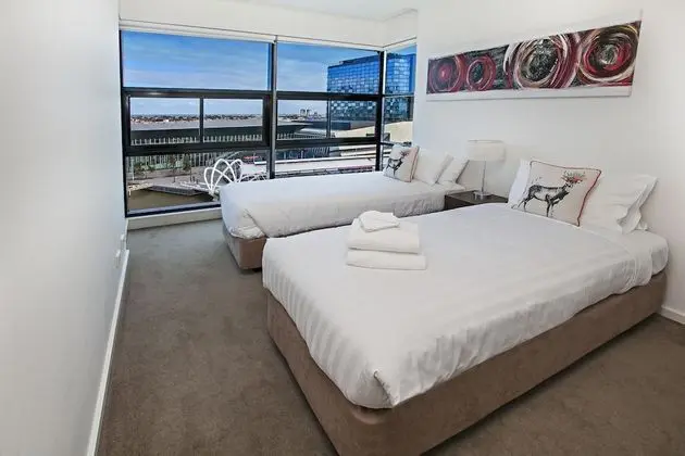 Waterfront Melbourne Apartments - Oda