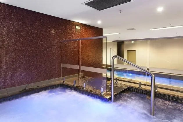 Waterfront Melbourne Apartments - Spa