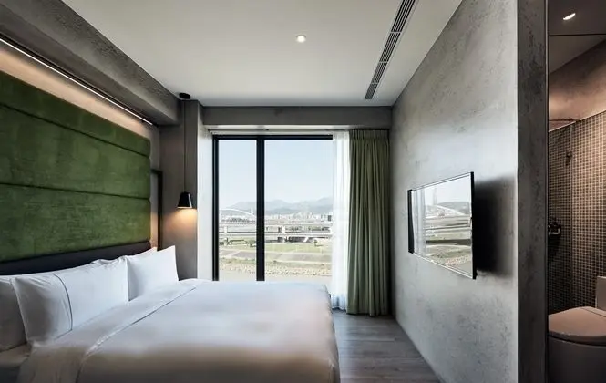 Waterfront Hotel Taipei