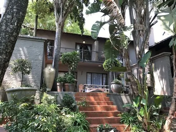 Waterhouse Guest Lodges 295 Indus Street - Dış Mekan