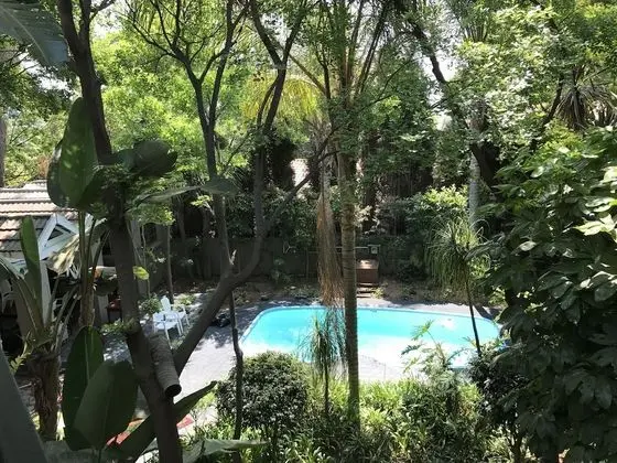 Waterhouse Guest Lodges 295 Indus Street - Havuz