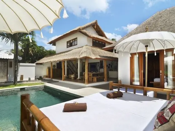Villa Waterlily