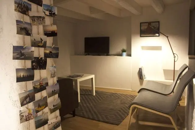 Watermark Surf House Espinho - Lobi
