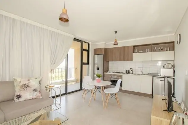 Waters Edge 705 - İç Mekan