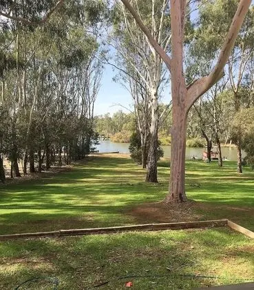 Water's Edge Bundalong