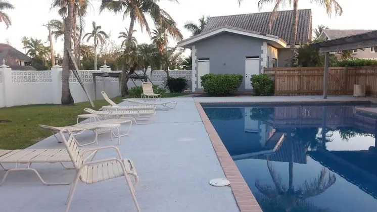 Waters Edge Condo With Boat Slip - Havuz