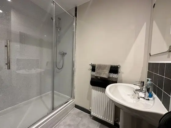 Waterside Apartment - Genel