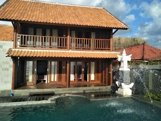 Waterside Inn
