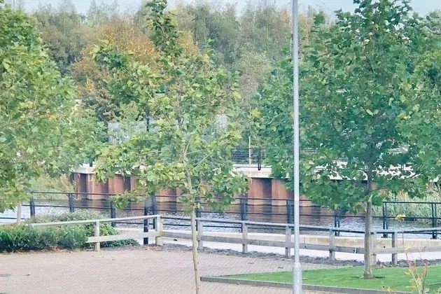 Waterside Lodge with Canal Views