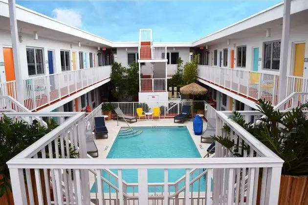 Waterside Hotel