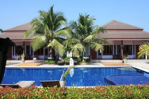 Waterside Resort