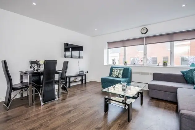Watford Central Serviced Apartments - F3 - İç Mekan