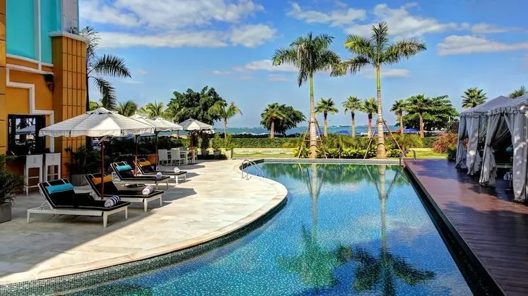 Wave Hotel Pattaya - Havuz